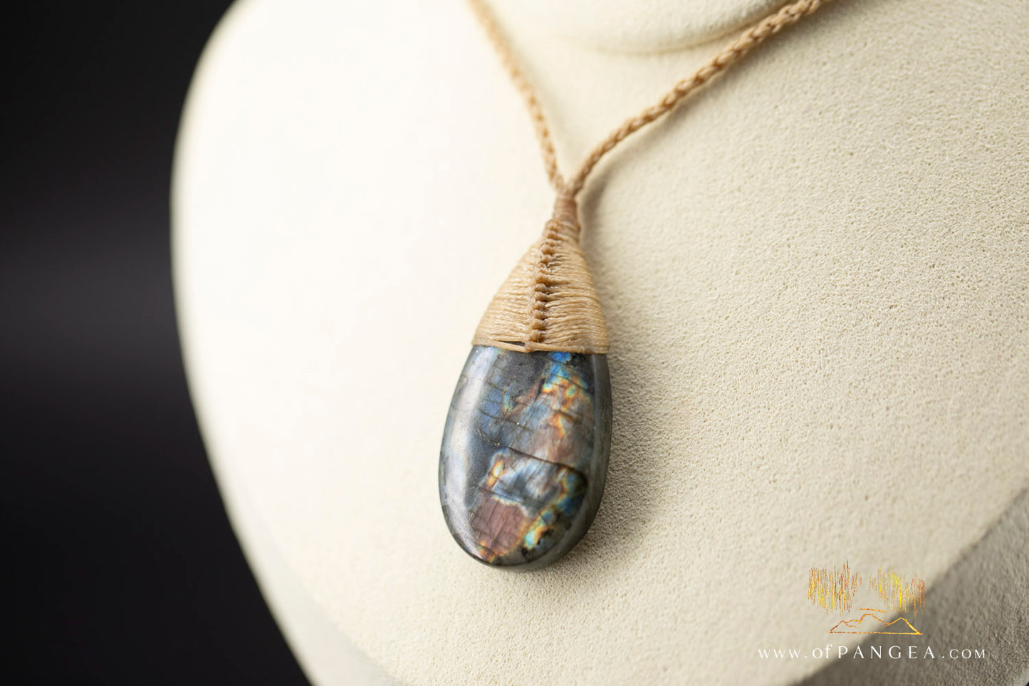 Labradorite Flash tear drop bound pendant and necklace || JF1067