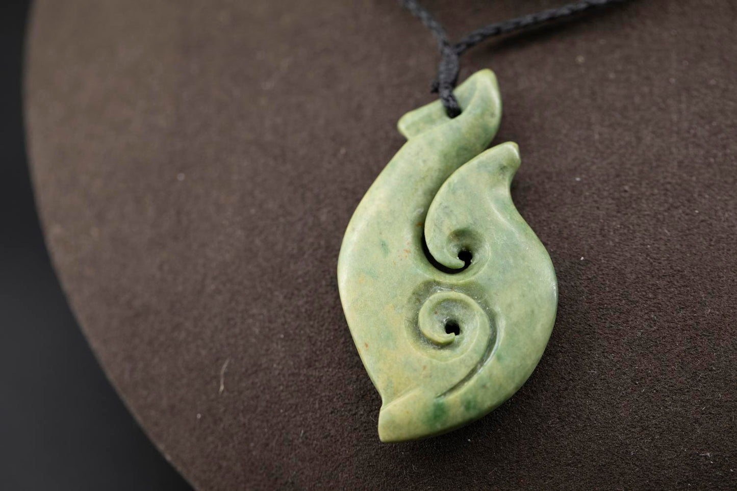 Hei Matau Hook || Puti Puti Pounamu Nephrite Jade || Aotearoa New Zealand || JF1069
