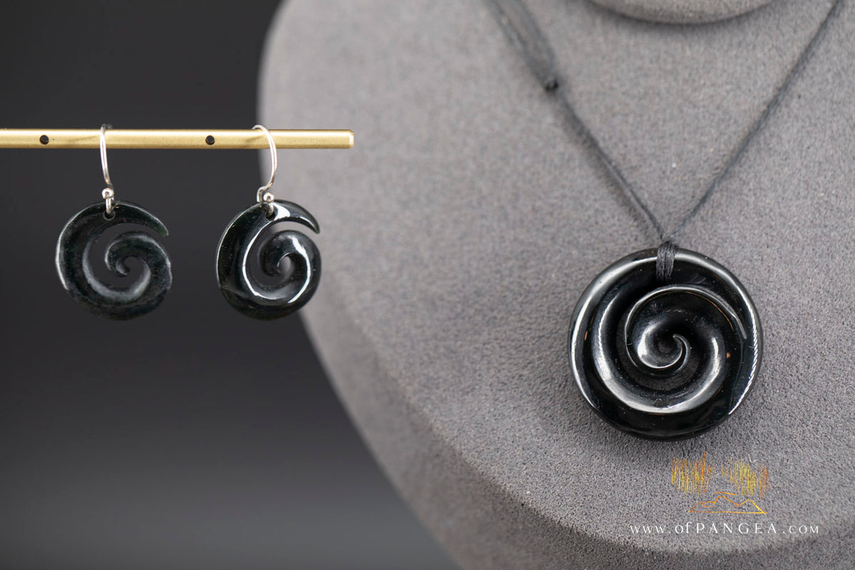 Koru Spiral - Australian Black Nephrite Jade - High Polish - Necklace || JF1757