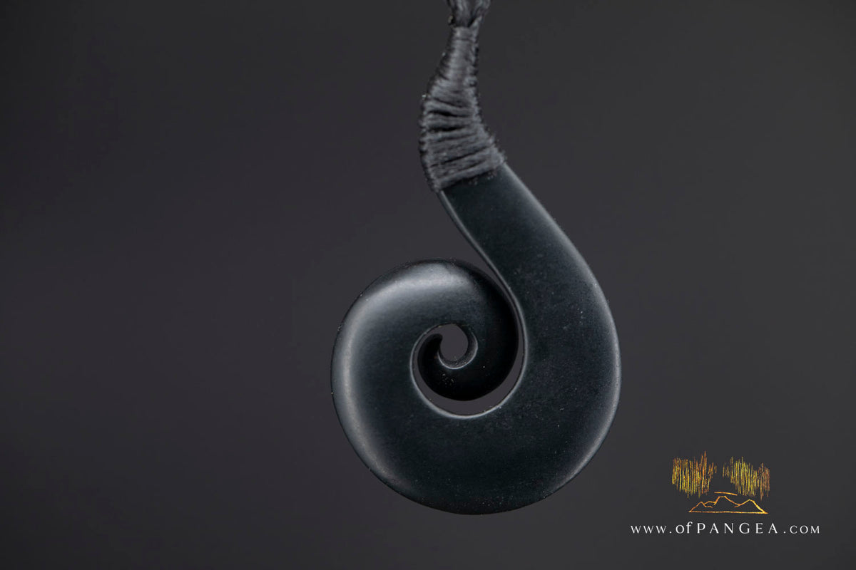 Koru Matau - Australian Black Nephrite Jade - Necklace || JF1870