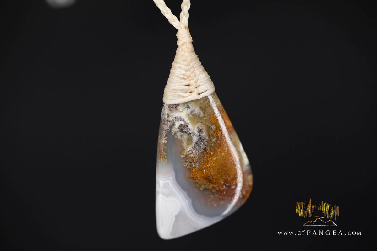 Moss Agate Pendant - Necklace || JF1953
