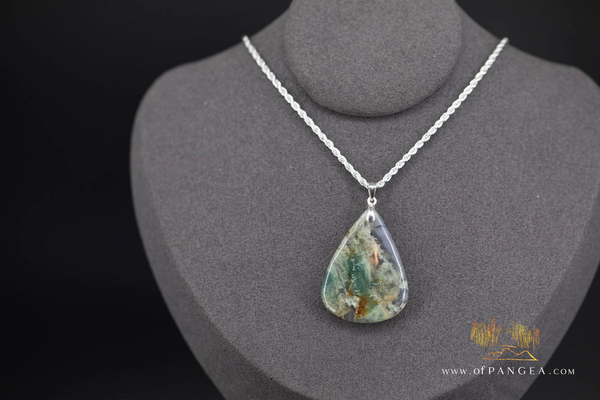 Moss Agate Pendant - Necklace || JF2060