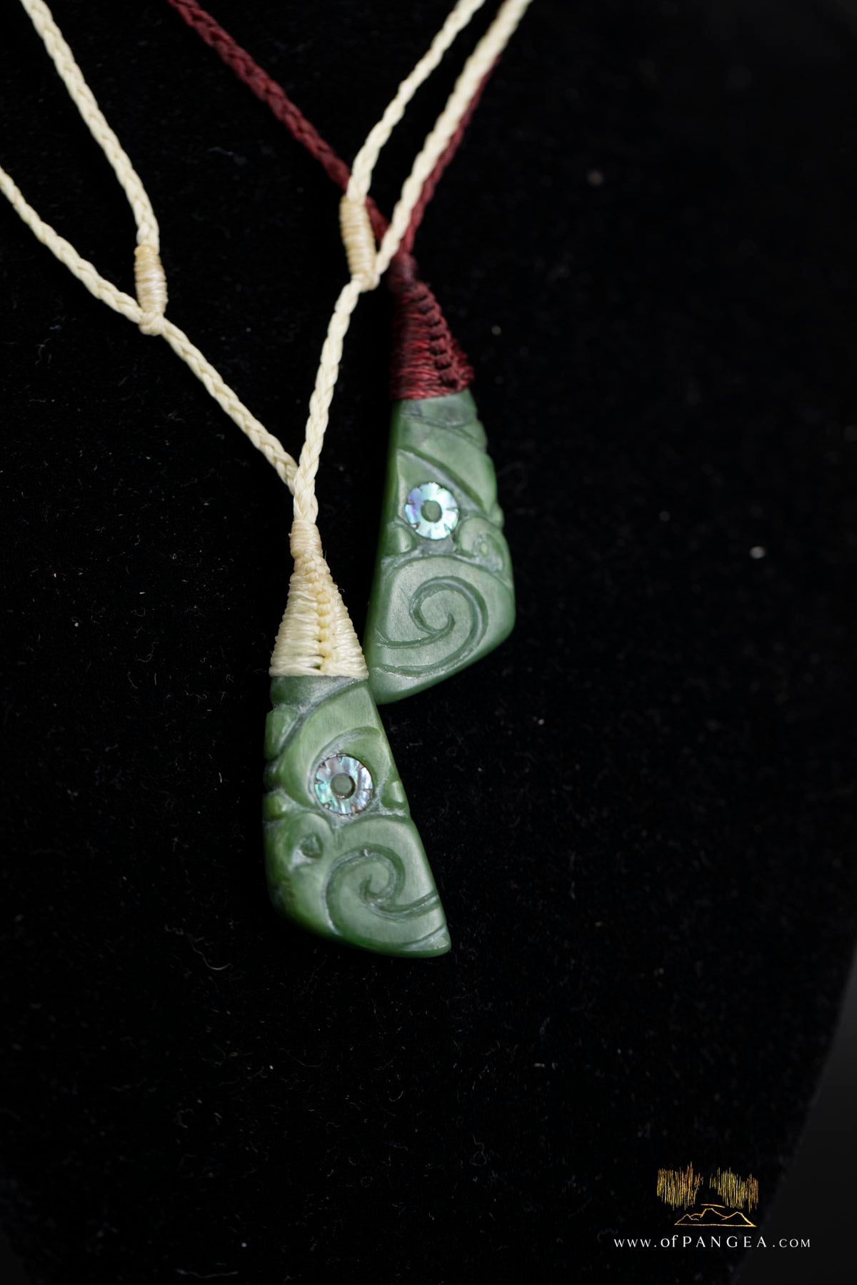 hei Tiki Wheku necklace (JF745 white) - Nephrite Jade - Abalone Paua eye - Kahurangi Pounamu - New Zealand