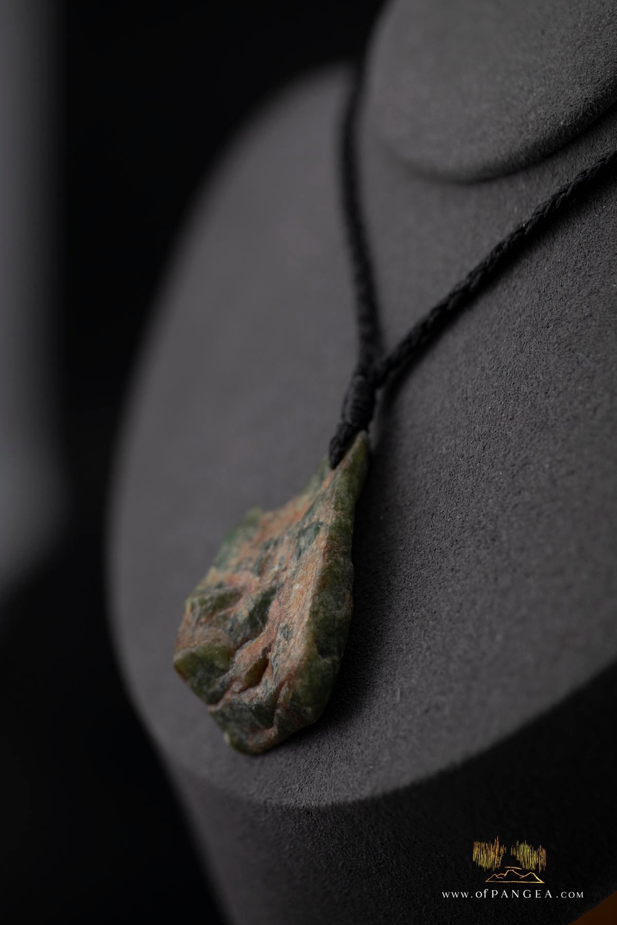 Wyoming Jade Wind Slick Necklace - Green Apple Nephrite Jade || JF870
