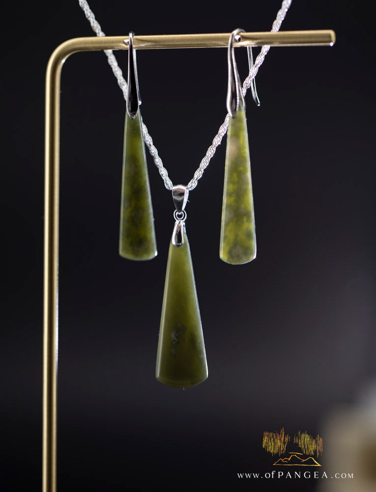 Cherry Blossom Nephrite Jade Toki Necklace and Earring Set - Wyoming - Italian sterling silver || JF995