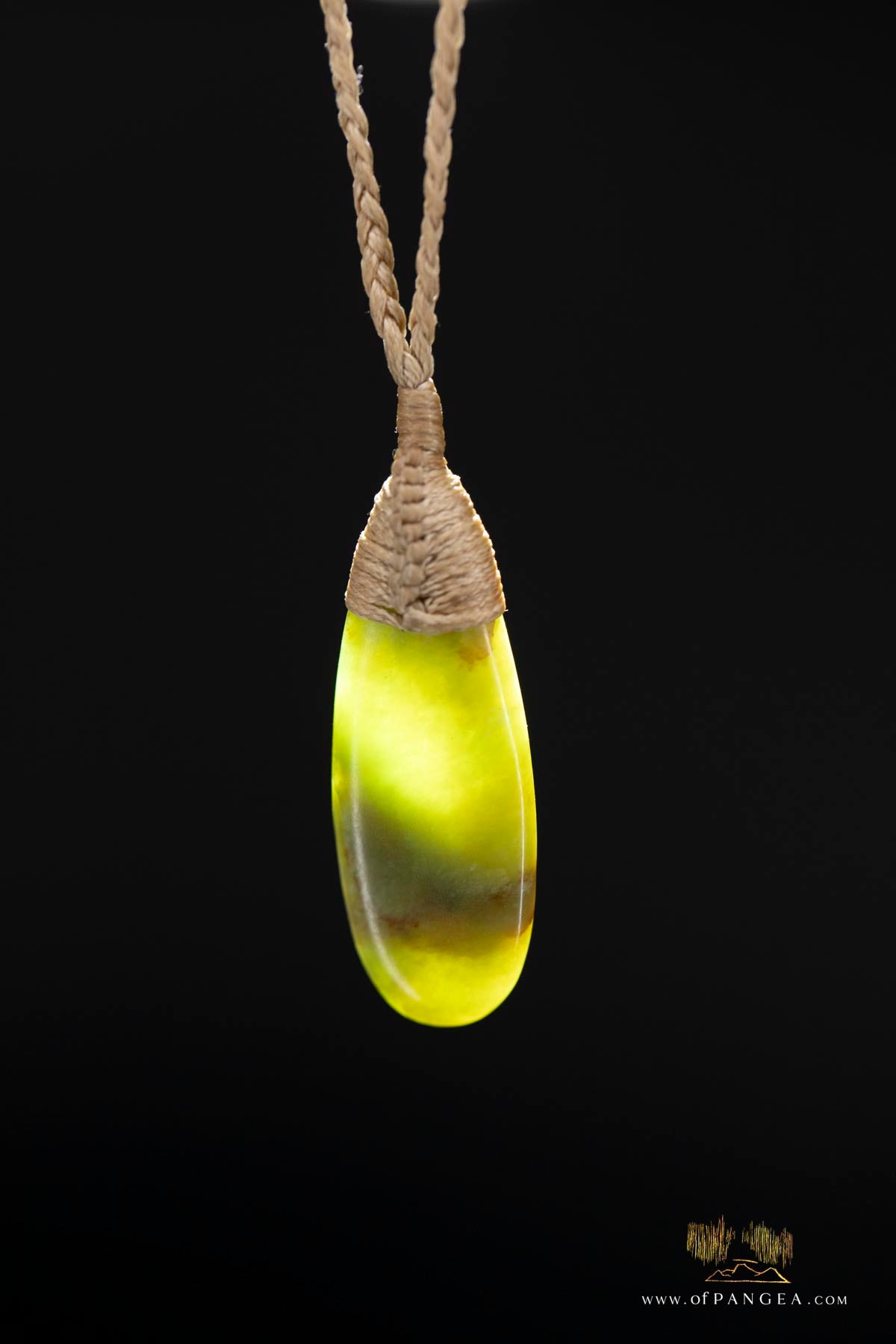 Roimata Teardrop necklace -Putiputi pounamu 'flower' Nephrite Jade - Jade New Zealand