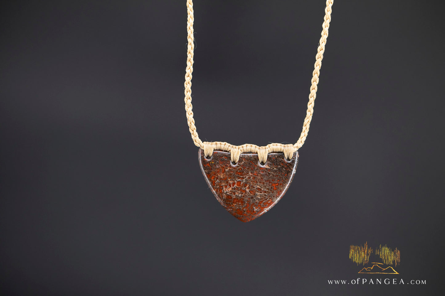 Dinosaur gembone necklace (Large)