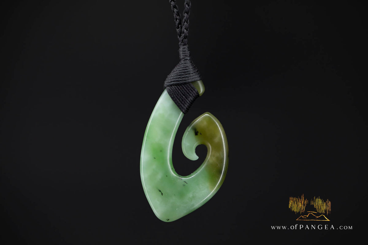 Hei Matau Hook - Siberian Nephrite Jade Necklace || Abalone Paua Toggle
