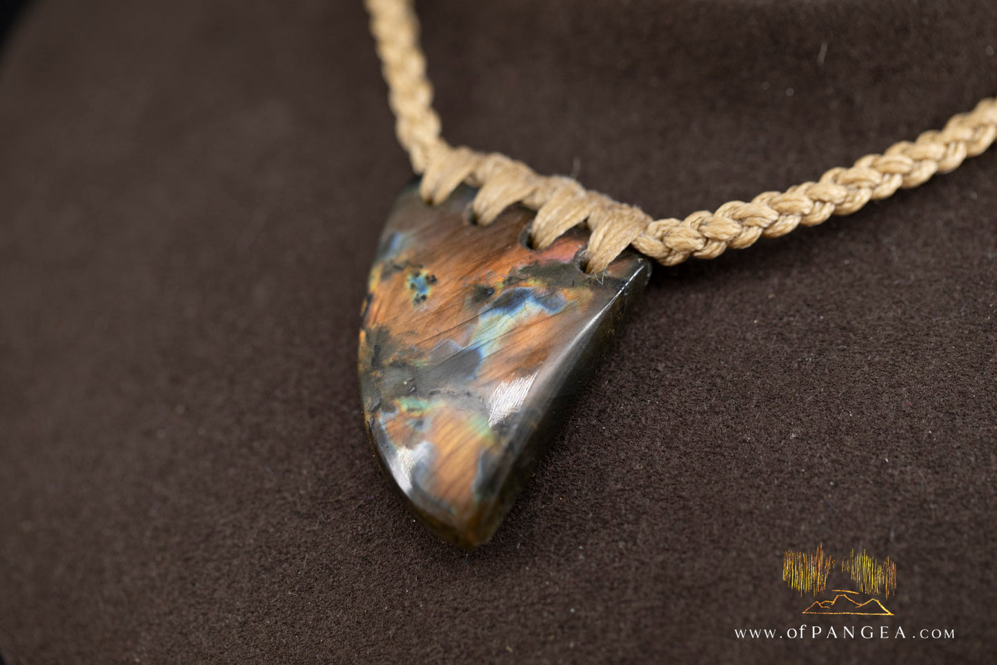 Labradorite Flash Niho bound pendant and necklace  || JF1041