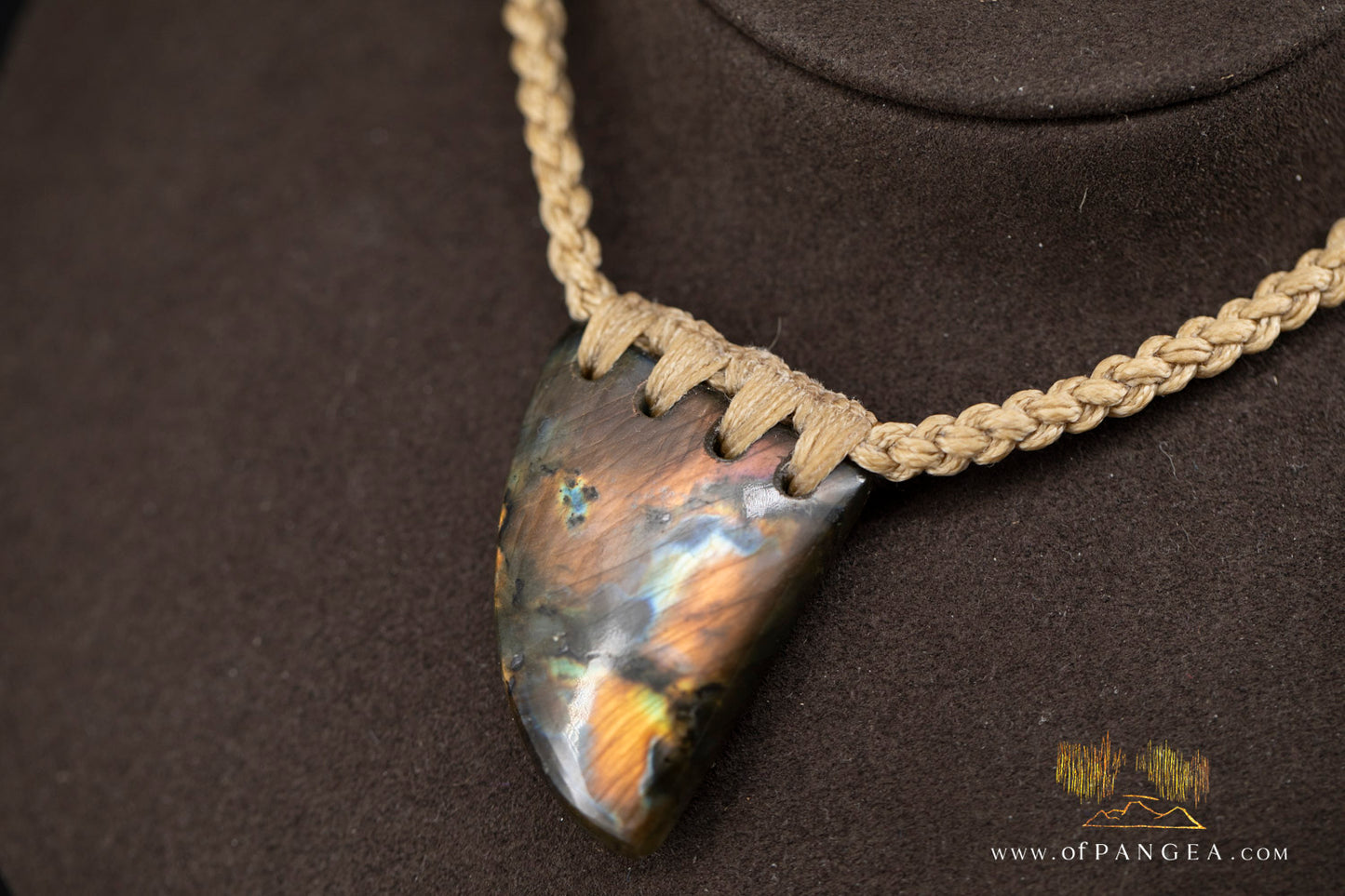 Labradorite Flash Niho bound pendant and necklace  || JF1041