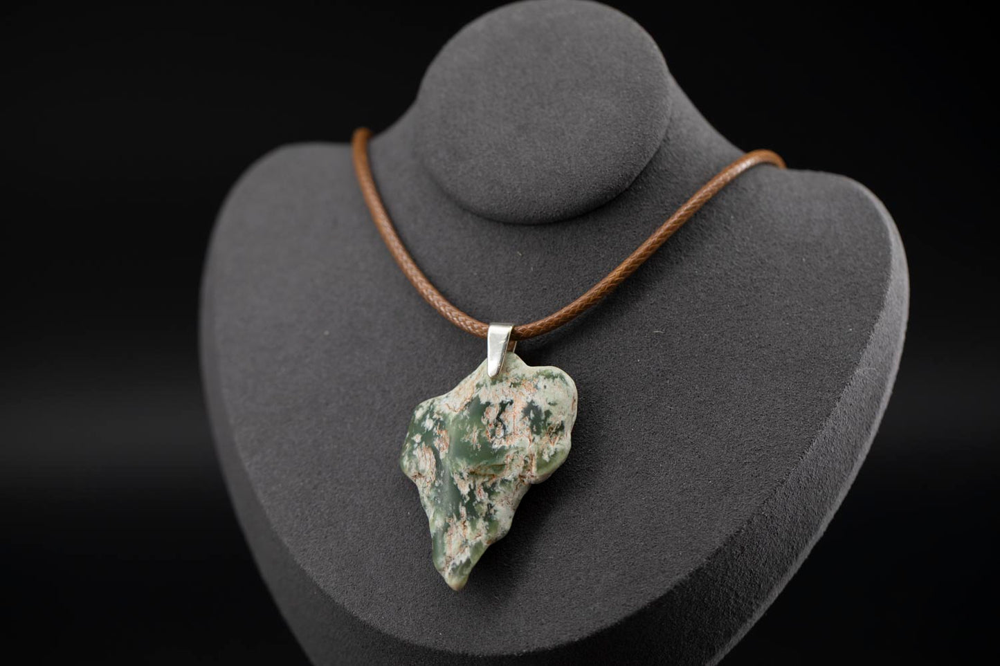 Wyoming Jade Slick Necklace - Green Flower Nephrite Jade - Italian leather & Sterling Silver || JF1048