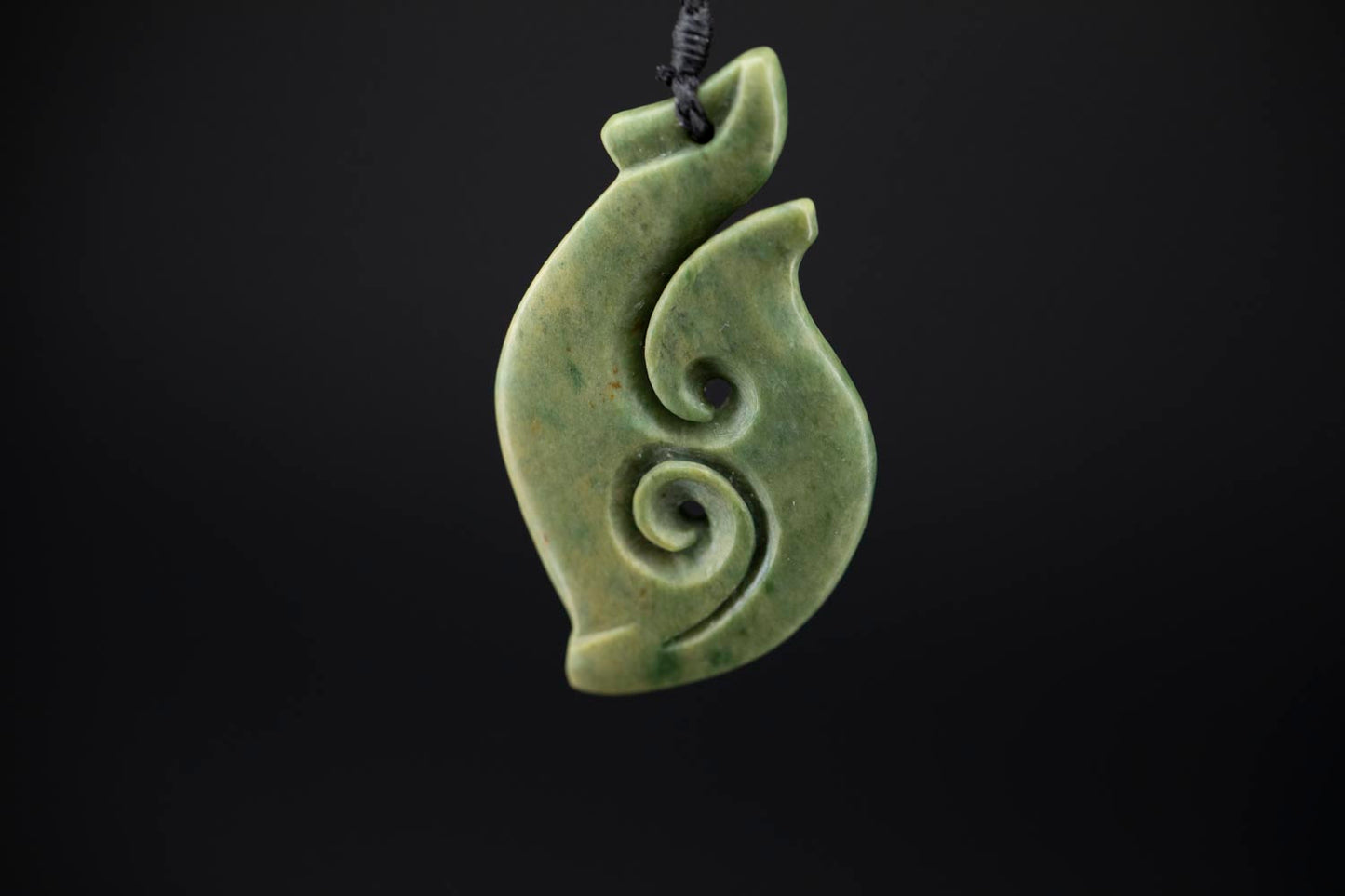 Hei Matau Hook || Puti Puti Pounamu Nephrite Jade || Aotearoa New Zealand || JF1069