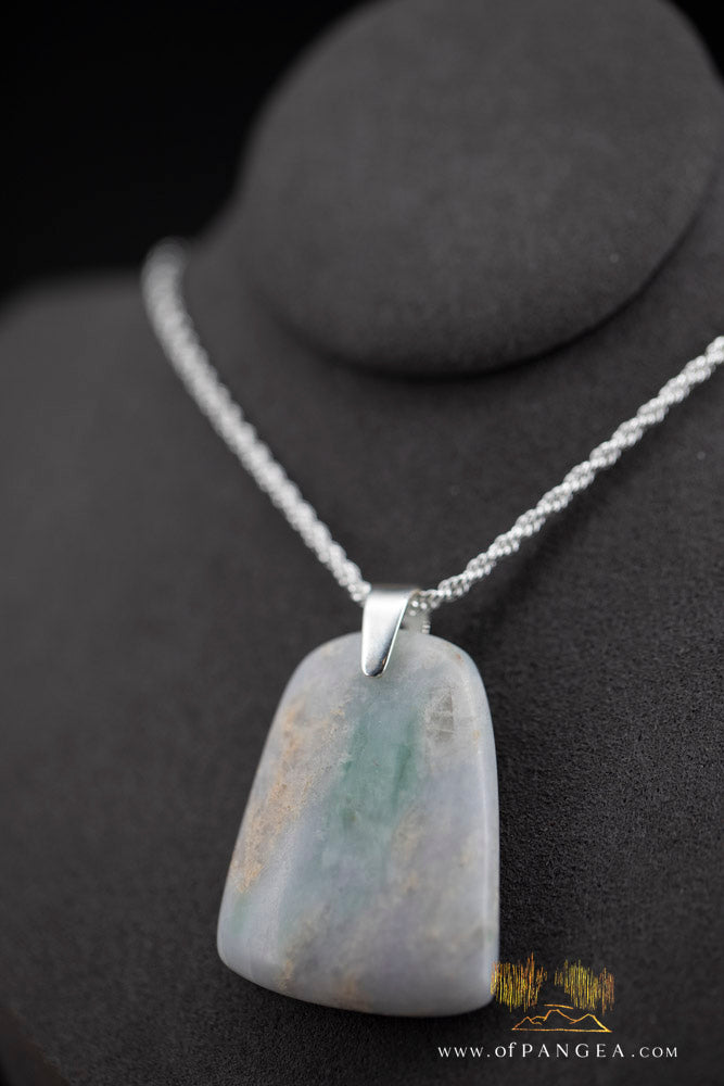 Burmese Jadeite Pendant and Italian Sterling Silver Necklace || JF1070