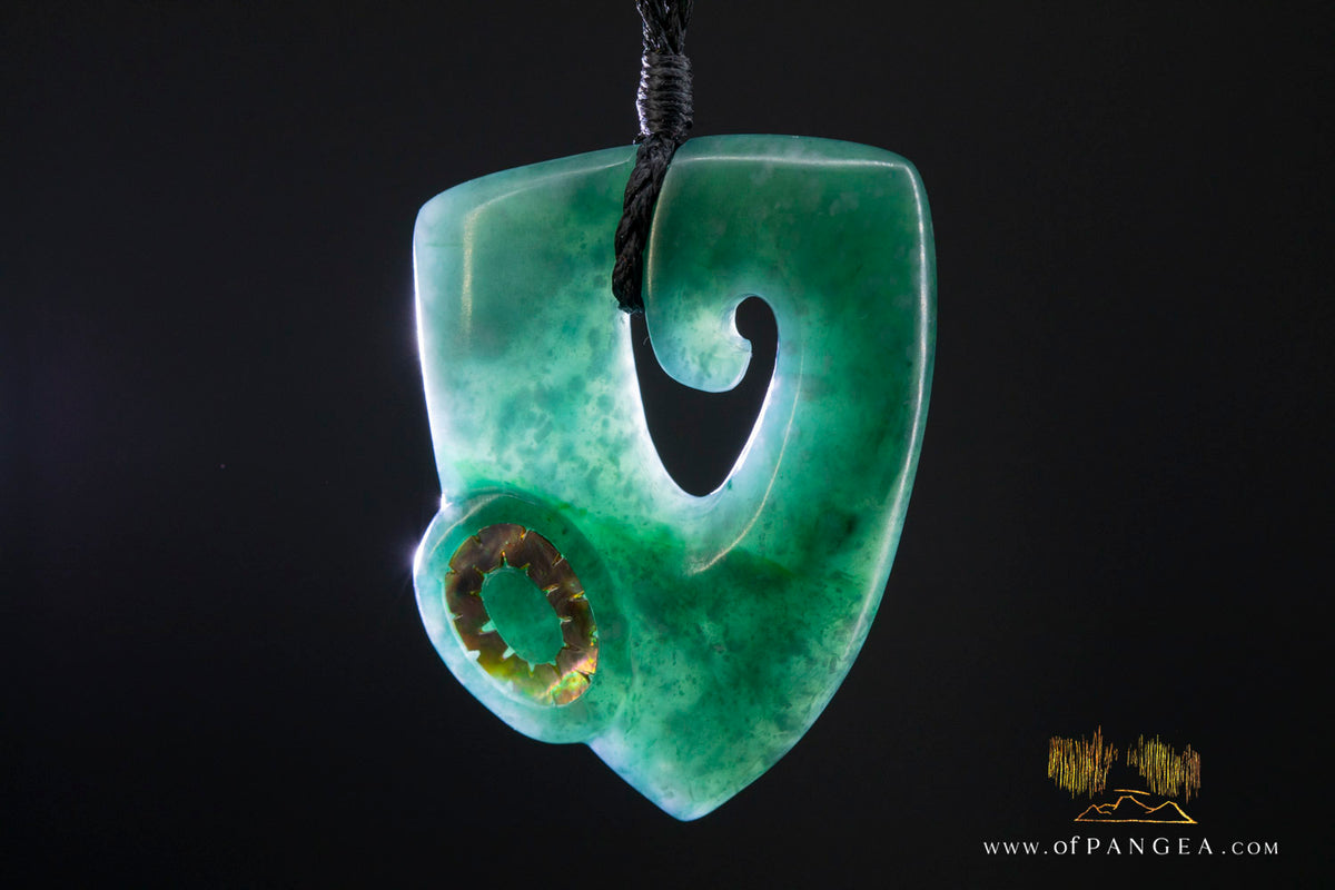 Hei Matau Kōuma - Hook shield - Paua Abalone Inlay - Guatemalan Jadeite || JF1073