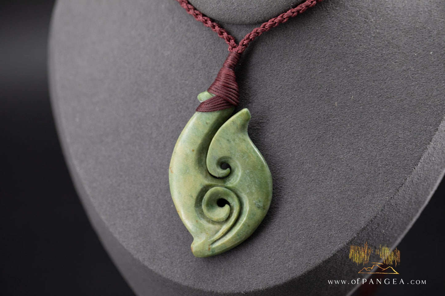 Hei Matau Hook || Raukaraka Pounamu Nephrite Jade || Aotearoa New Zealand || JF1074
