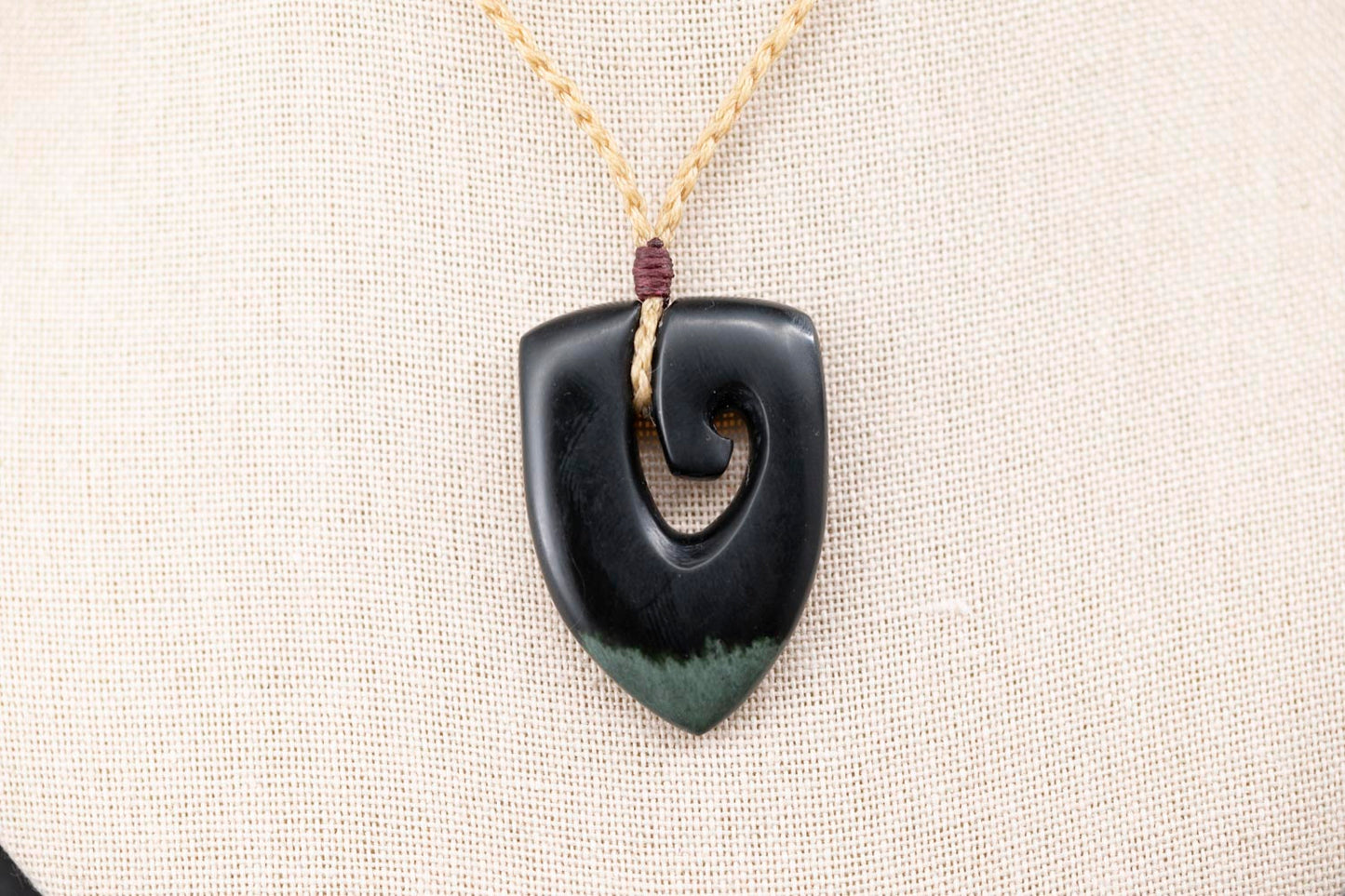 Hei Matau Kouma - Hook Shield pendant carved from Wyoming Black Nephrite Jade - Necklace || JF1075
