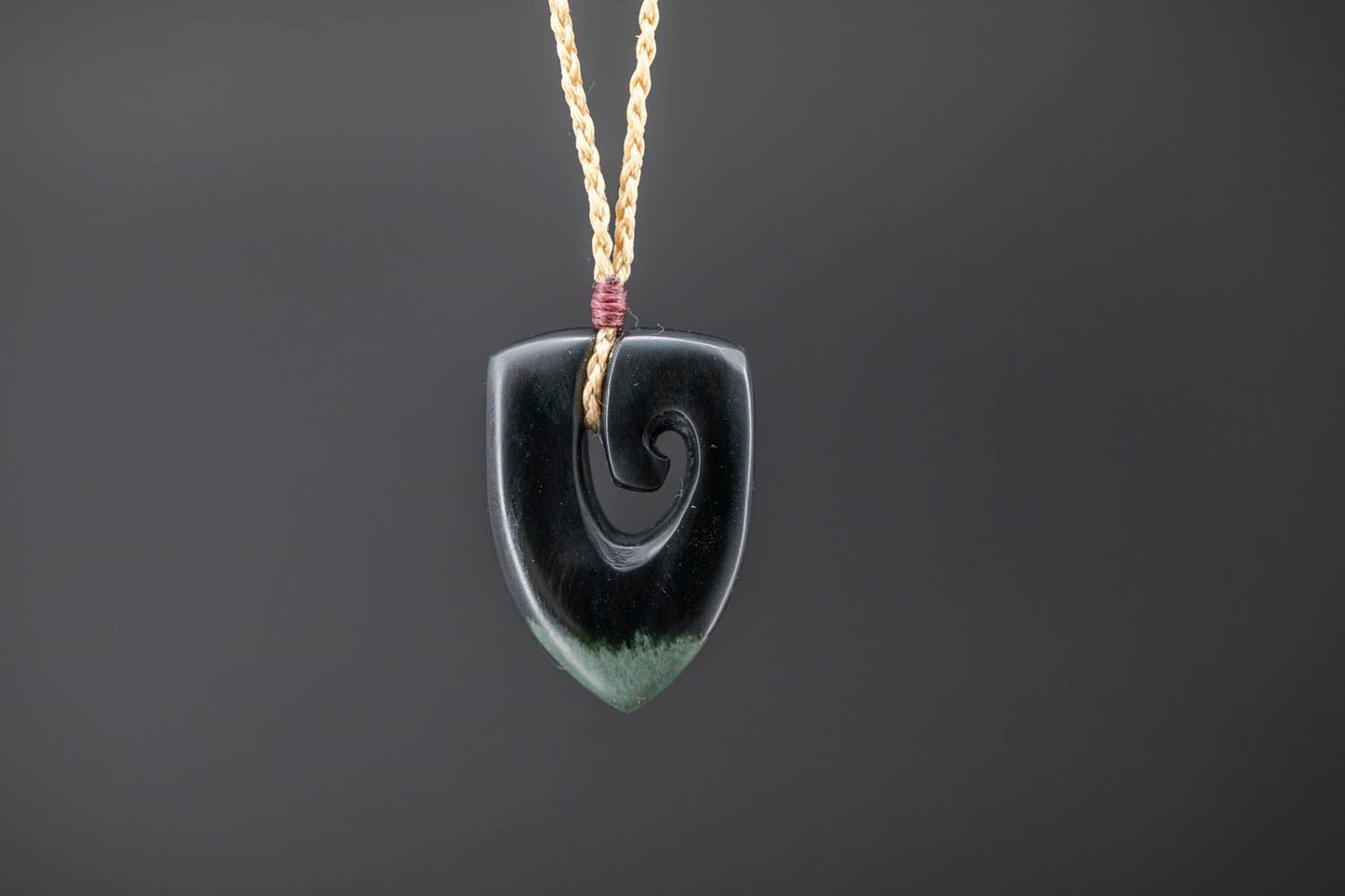 Hei Matau Kouma - Hook Shield pendant carved from Wyoming Black Nephrite Jade - Necklace || JF1075