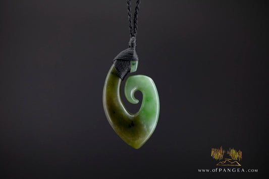 Hei Matau Hook - Siberian Nephrite Jade Necklace || JF1167