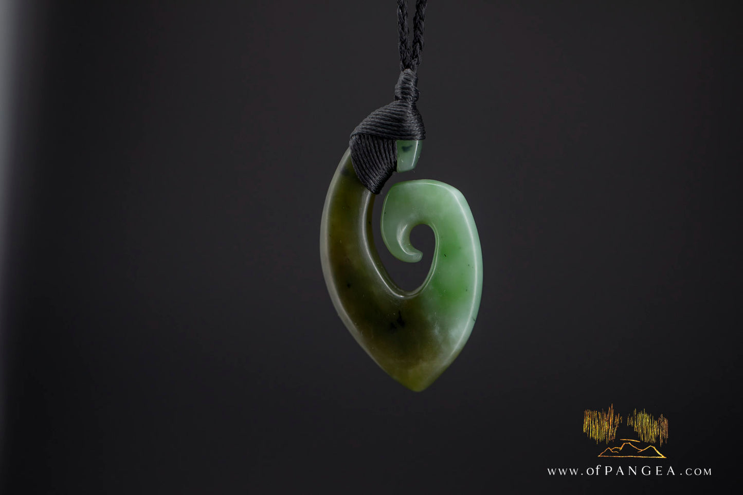 Hei Matau Hook - Siberian Nephrite Jade Necklace || JF1167