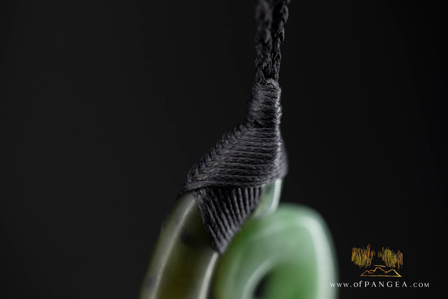 Hei Matau Hook - Siberian Nephrite Jade Necklace || JF1167