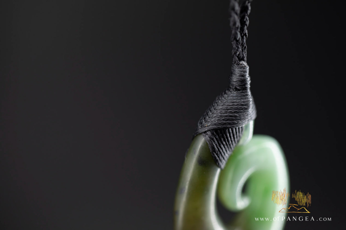 Hei Matau Hook - Siberian Nephrite Jade Necklace || JF1167