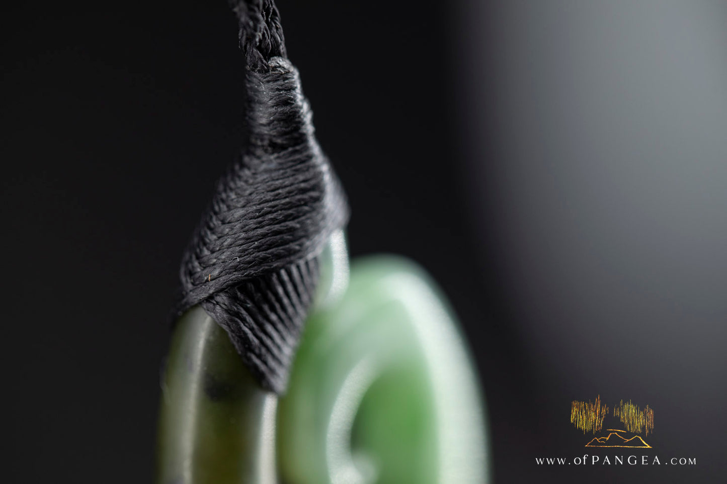 Hei Matau Hook - Siberian Nephrite Jade Necklace || JF1167