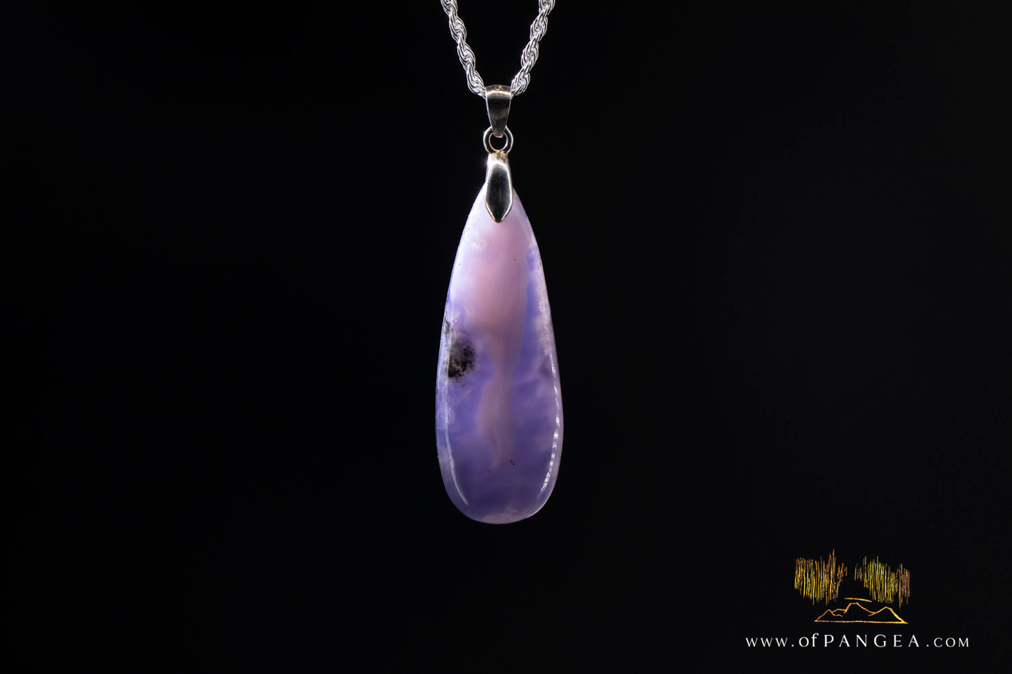 Chalcedony Agate Teardrop Pendant and Italian Sterling Silver Chain || JF1199