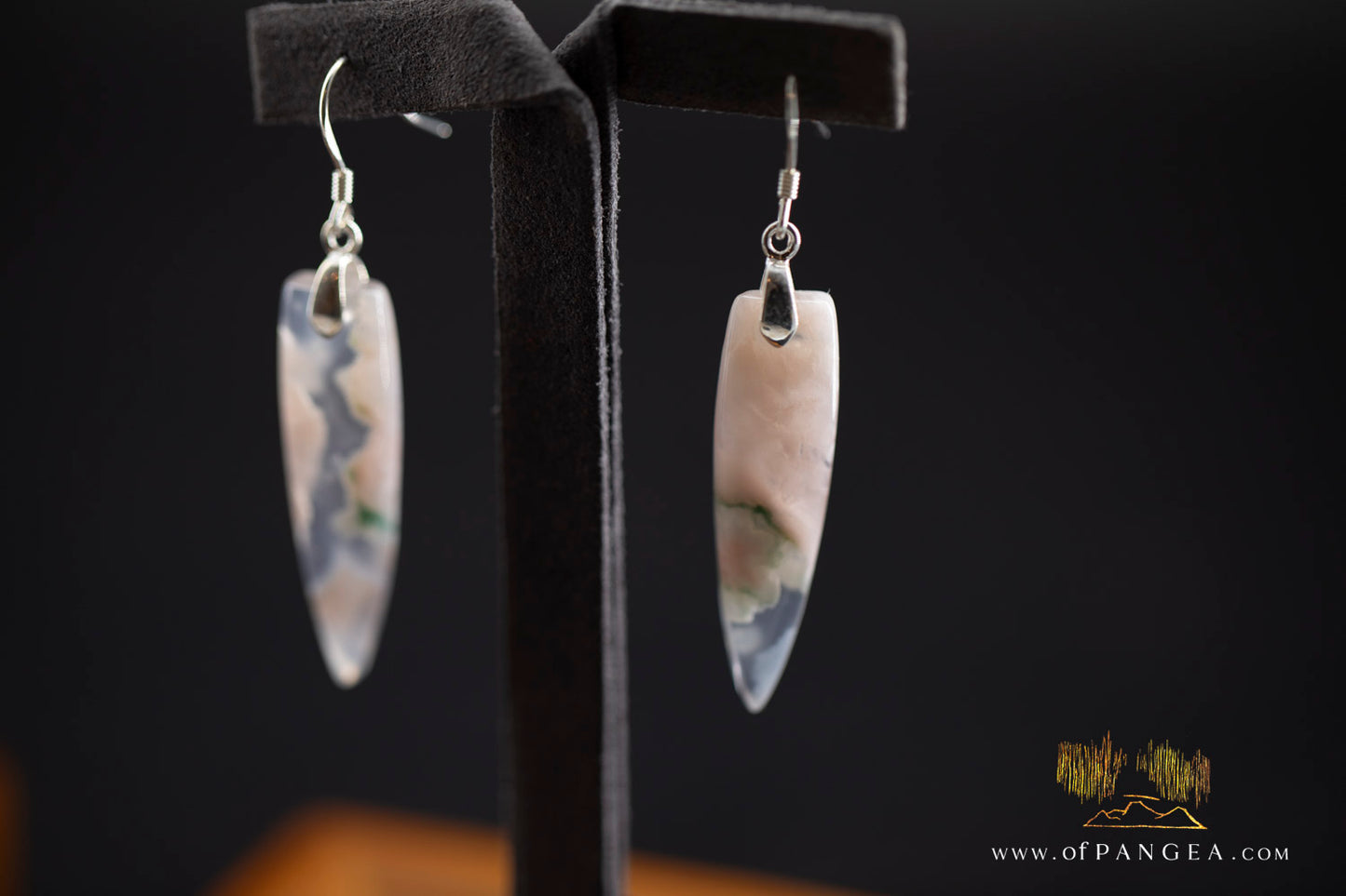 Cherry Agate Dagger Earrings - sterling silver || JF1203
