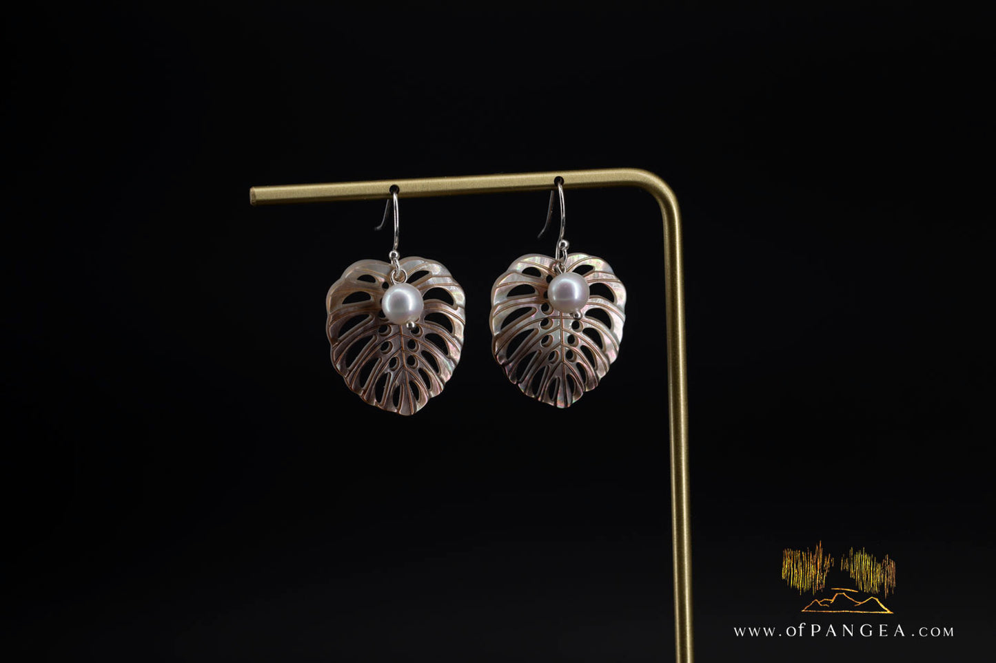 Monstera Leaf - Tahitian Mother of Pearl Earrings - AAA Pearls - sterling silver || JF1277