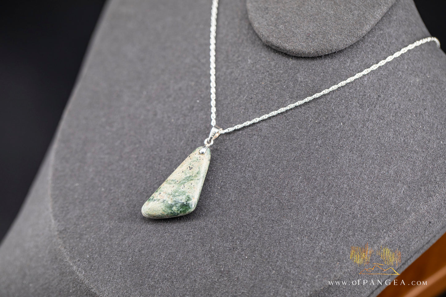 Drop necklace - Putiputi Pounamu Nephrite Jade - New Zealand - Italian sterling silver rope chain || JF1302