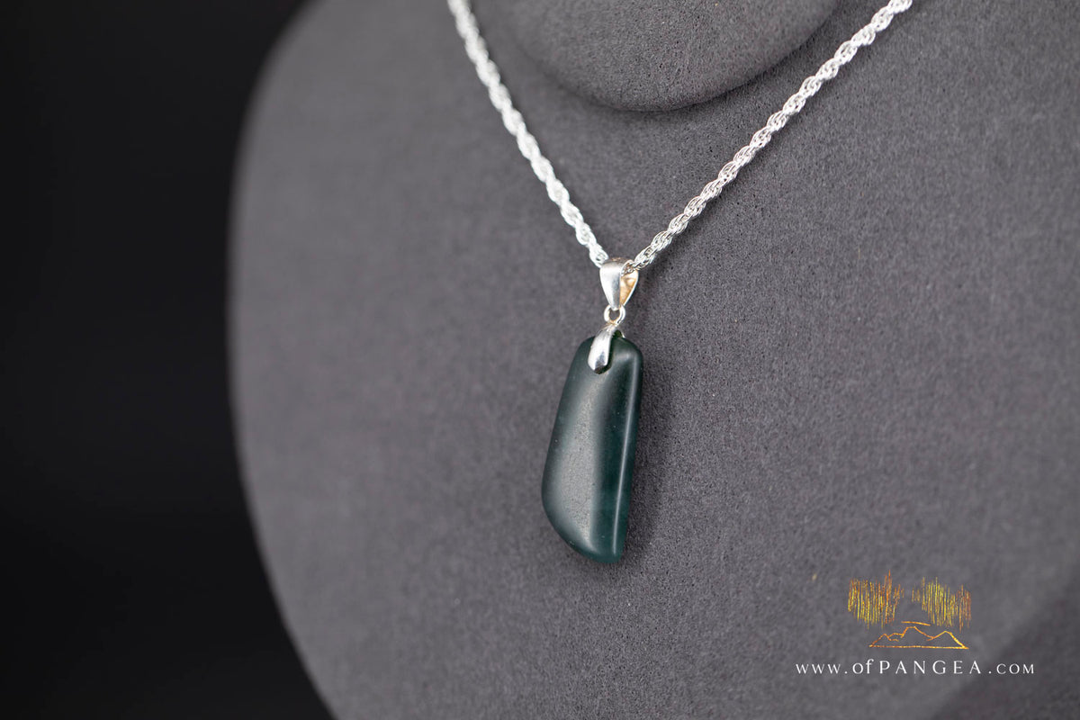 Toki - Guatemalan Olmec Jadeite Necklace || JF1327