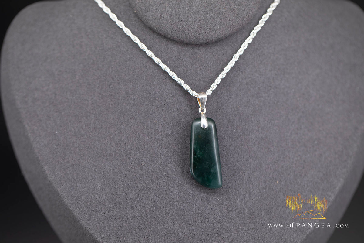 Toki - Guatemalan Olmec Jadeite Necklace || JF1327