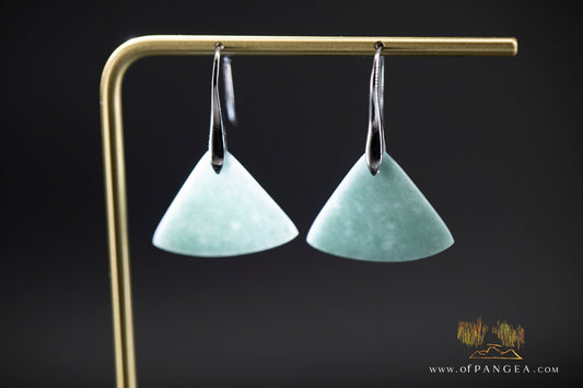 Guatemalan princesa jadeite fan earrings - sterling silver || JF1329