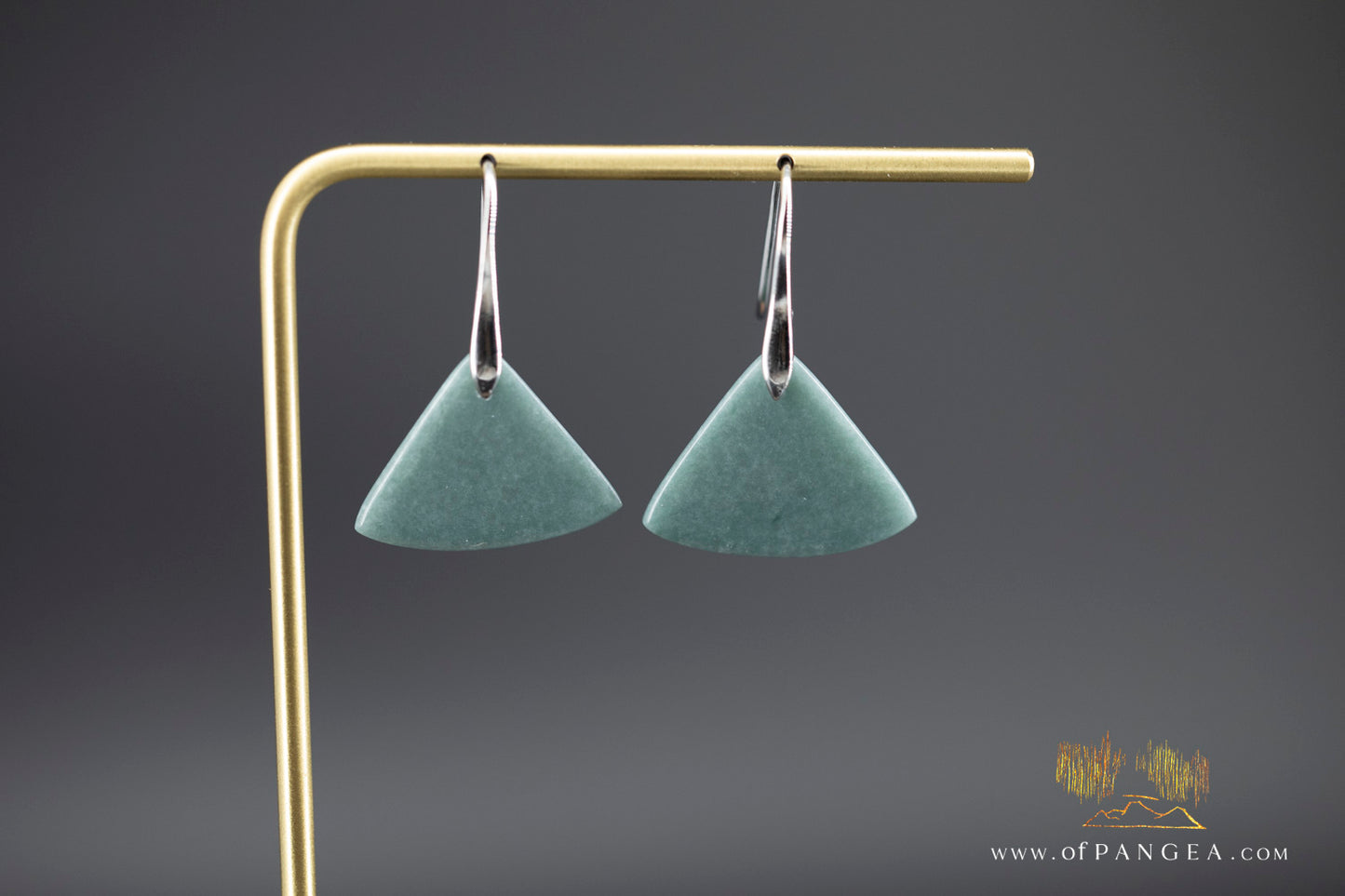 Guatemalan princesa jadeite fan earrings - sterling silver || JF1329