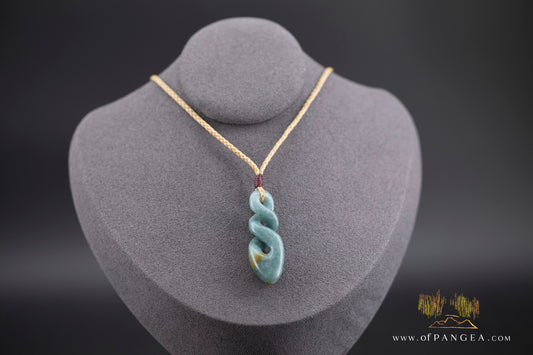 Pikorua double twist - Guatemalan princesa jadeite - AAA || JF1360