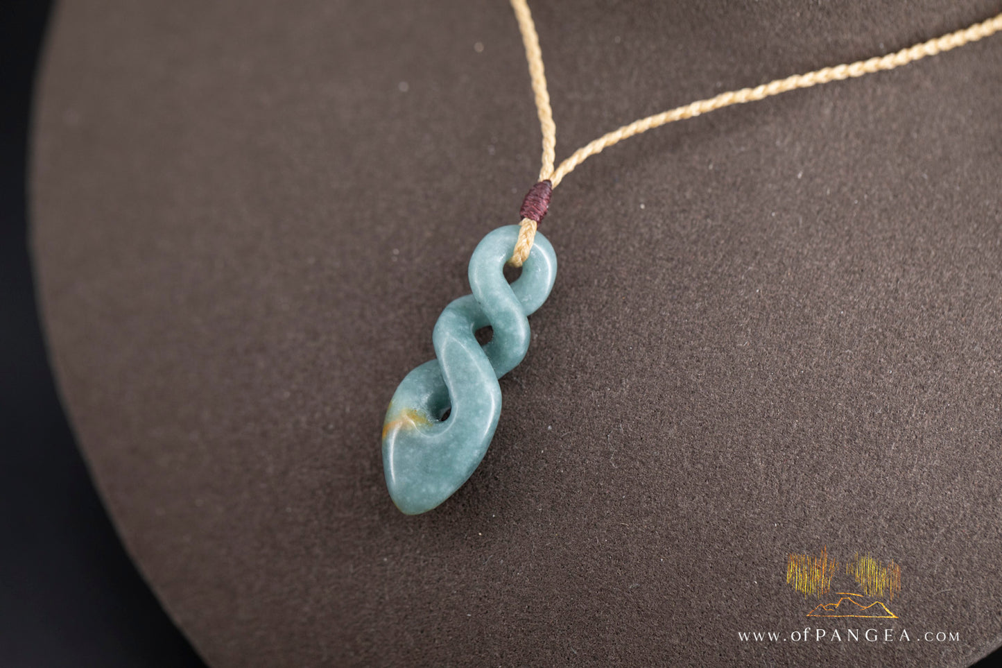 Pikorua double twist - Guatemalan princesa jadeite - AAA || JF1360