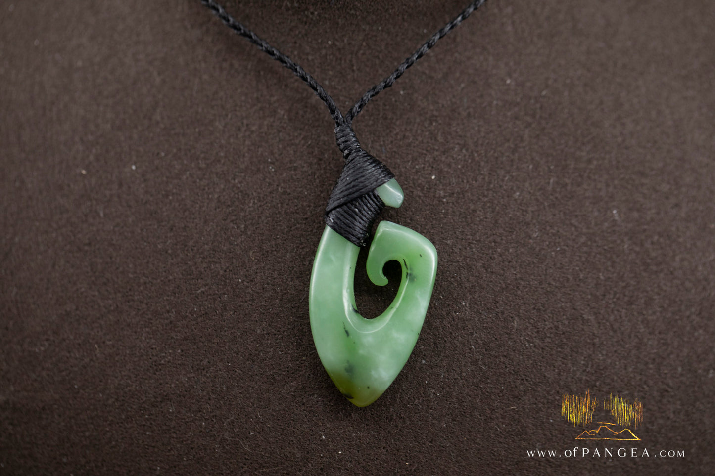 Hei Matau Hook - Siberian Nephrite Jade Necklace || JF1365