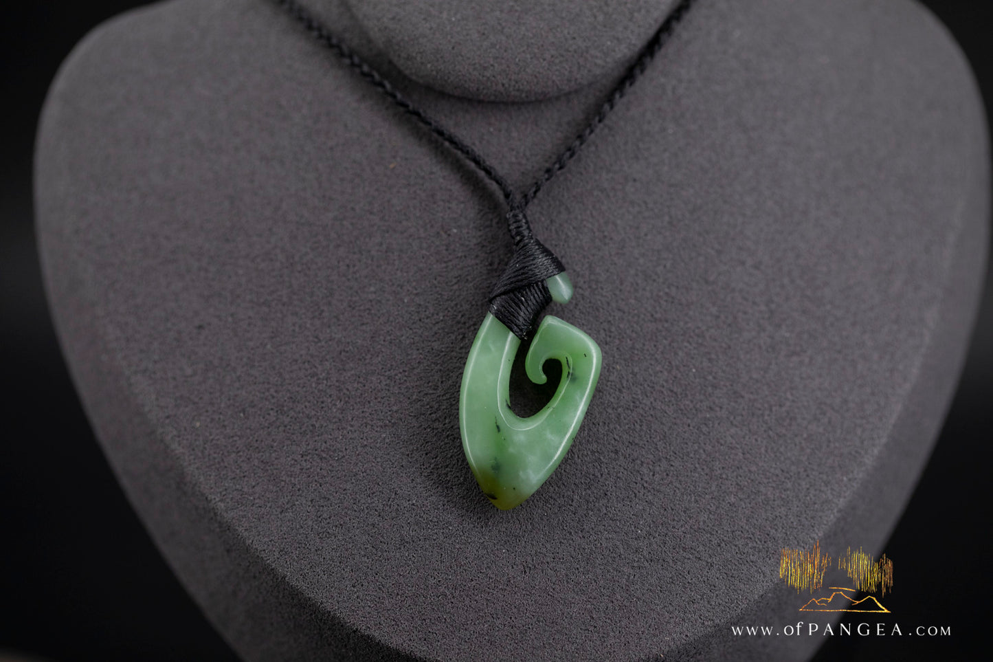 Hei Matau Hook - Siberian Nephrite Jade Necklace || JF1365