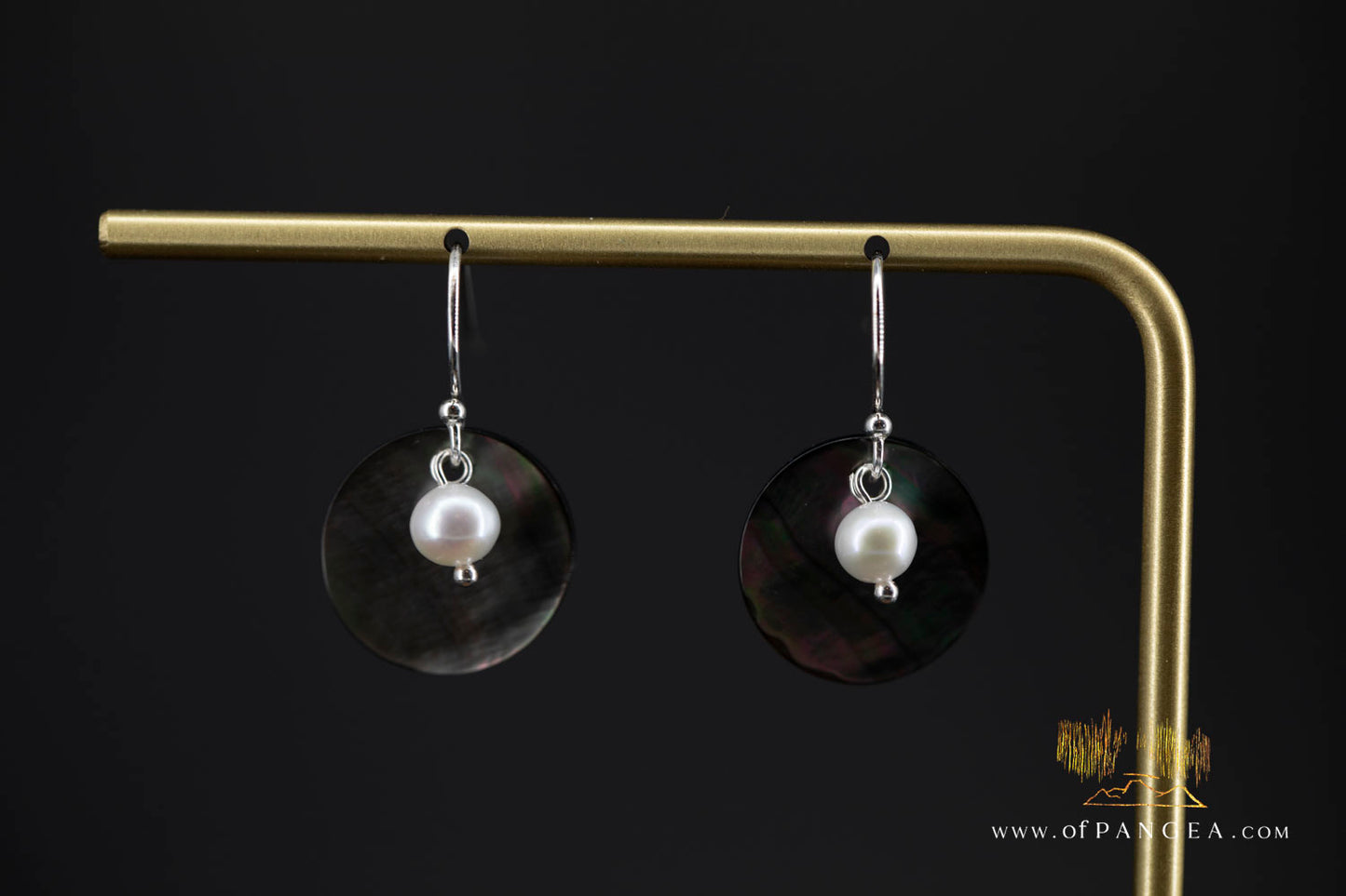 Tahitian Black-Lipped Mother of Pearl small disc Earrings - AAA Akoya Pearls - sterling silver || JF1379
