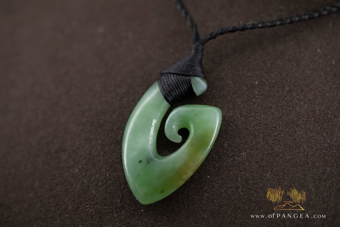 Hei Matau Hook - Siberian Nephrite Jade Necklace || JF1387
