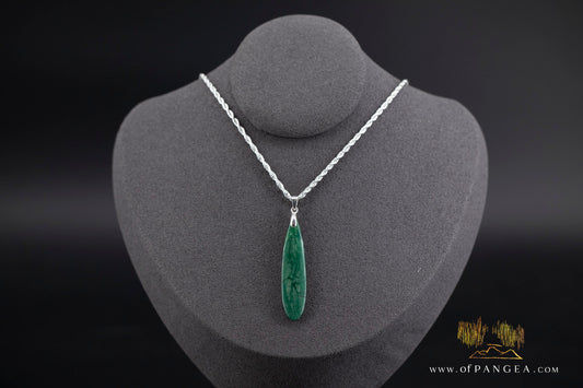 Green Mountain Chinese Jade Teardrop Necklace - Sterling silver || JF1407