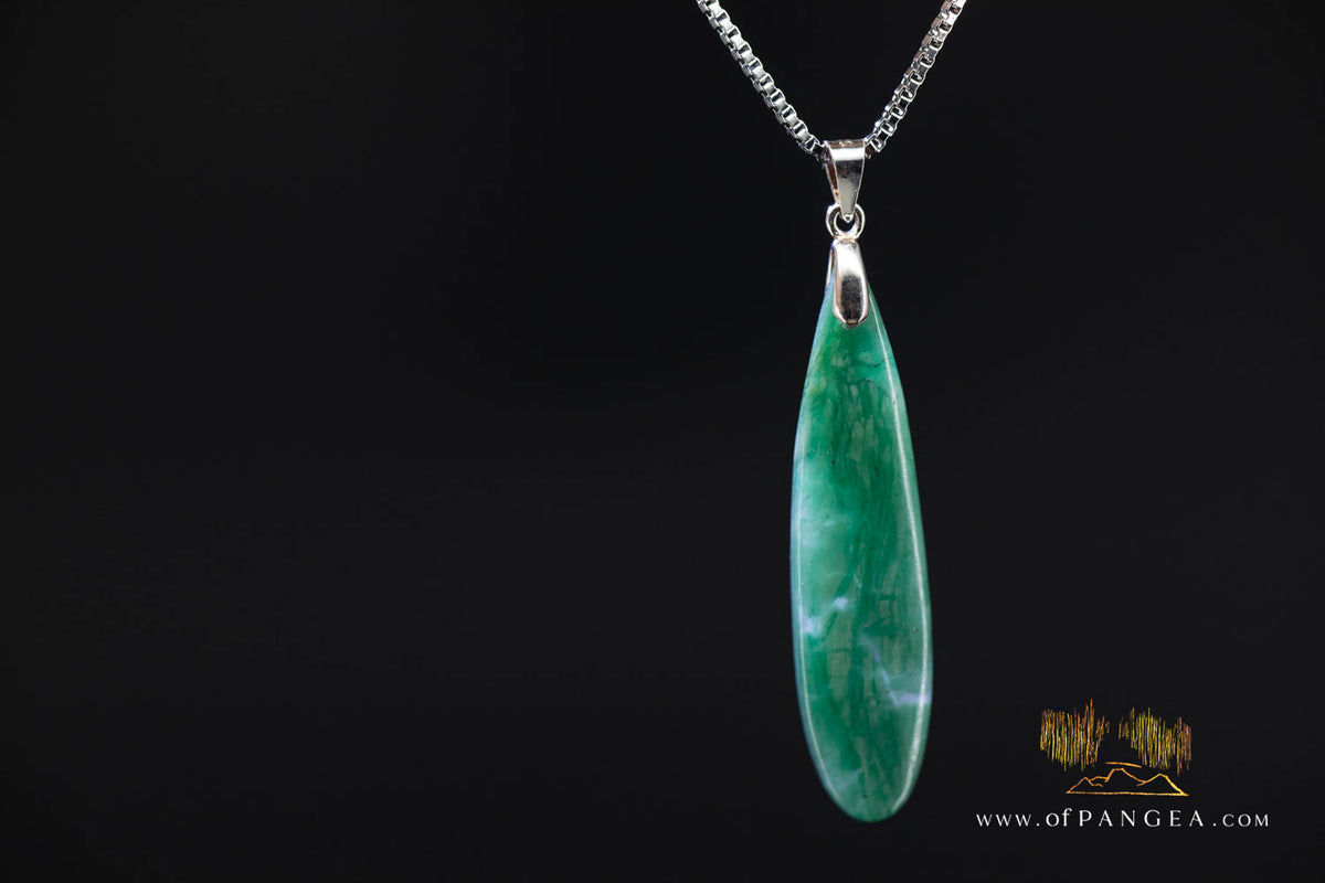 Green Mountain Chinese Jade Teardrop Necklace - Italian Sterling Silver || JF1407