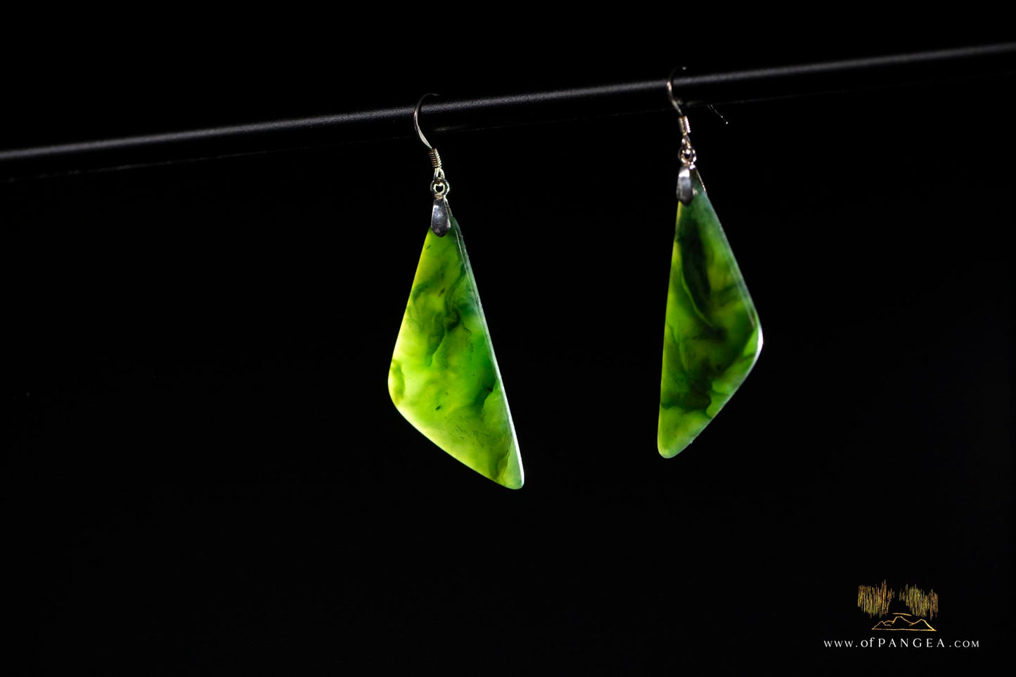 Kahurangi Pounamu Nephrite Jade earrings - sterling silver || JF173