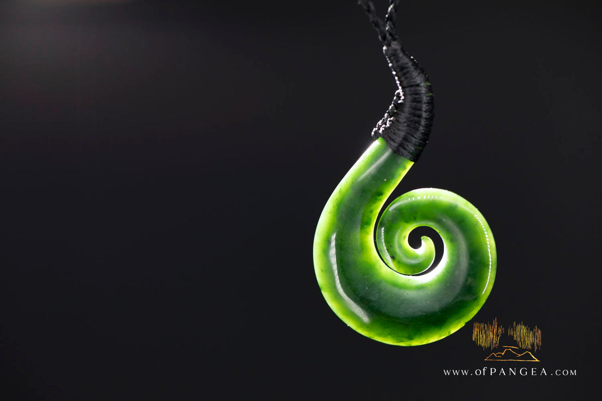 Koru matau - British Columbian Nephrite Jade || JF1752