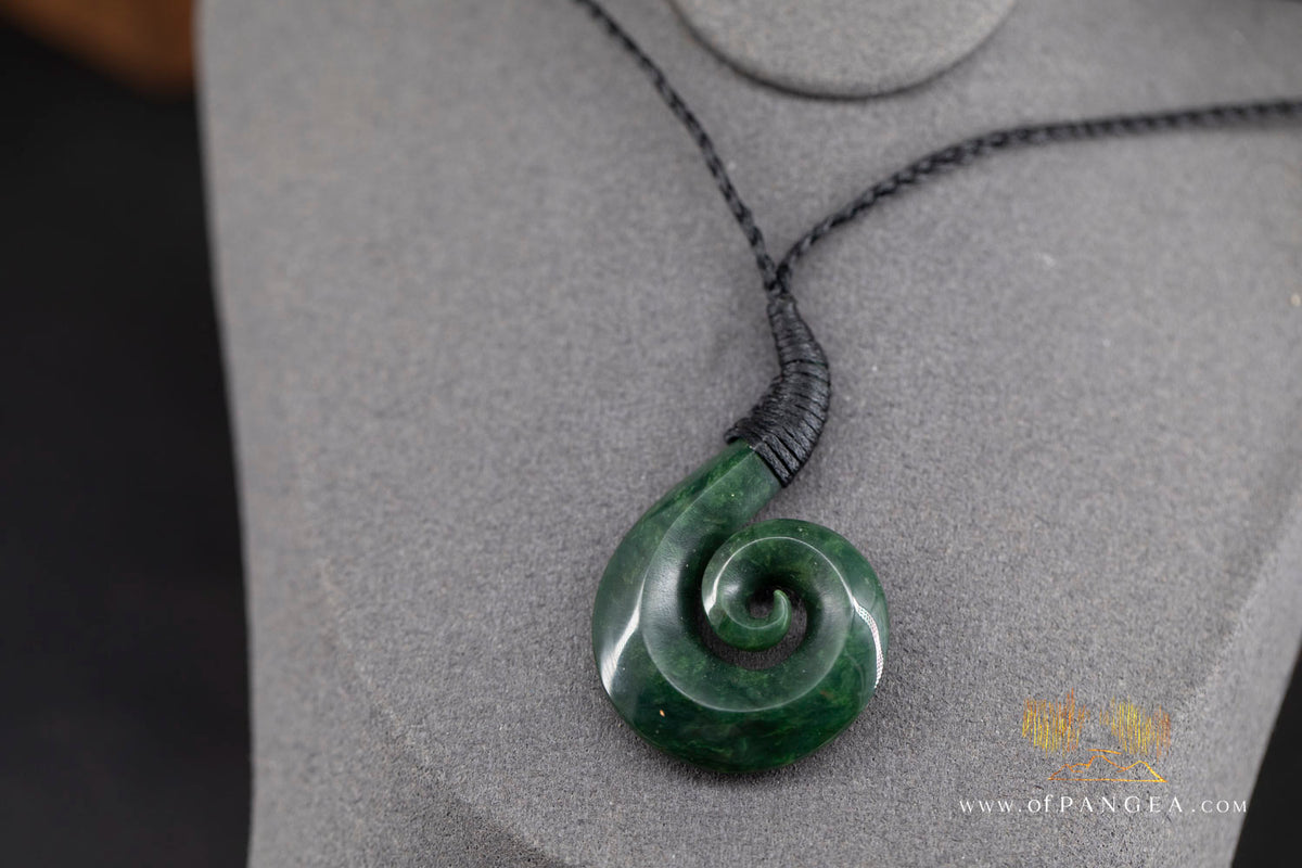 Koru matau - British Columbian Nephrite Jade || JF1752