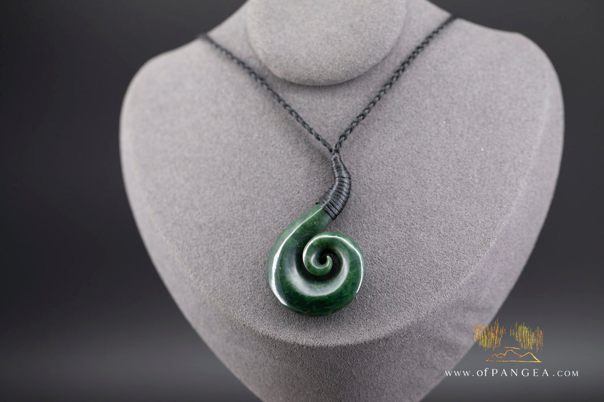Koru matau - British Columbian Nephrite Jade || JF1752