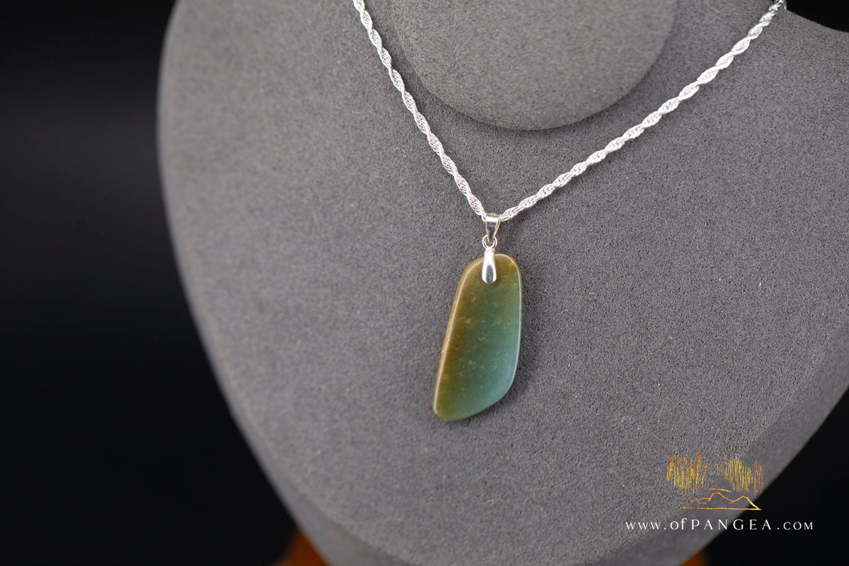 Guatemalan Princesa Jadeite Necklace - Italian sterling silver Necklace || JF1798