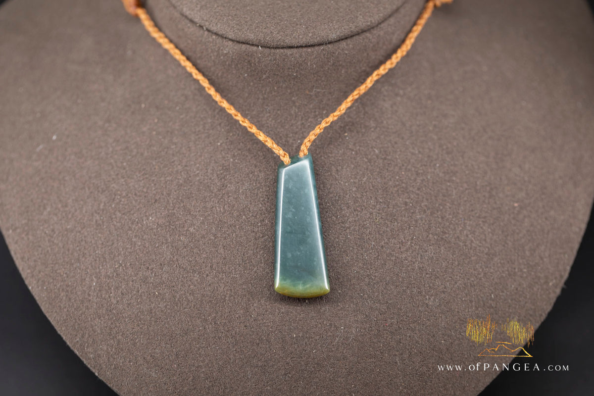 Toki - Guatemalan Olmec Jadeite Necklace || JF1799