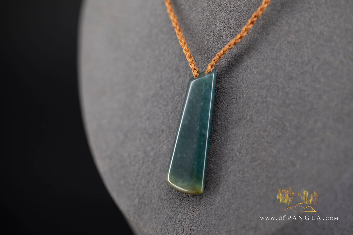 Toki - Guatemalan Olmec Jadeite Necklace || JF1799