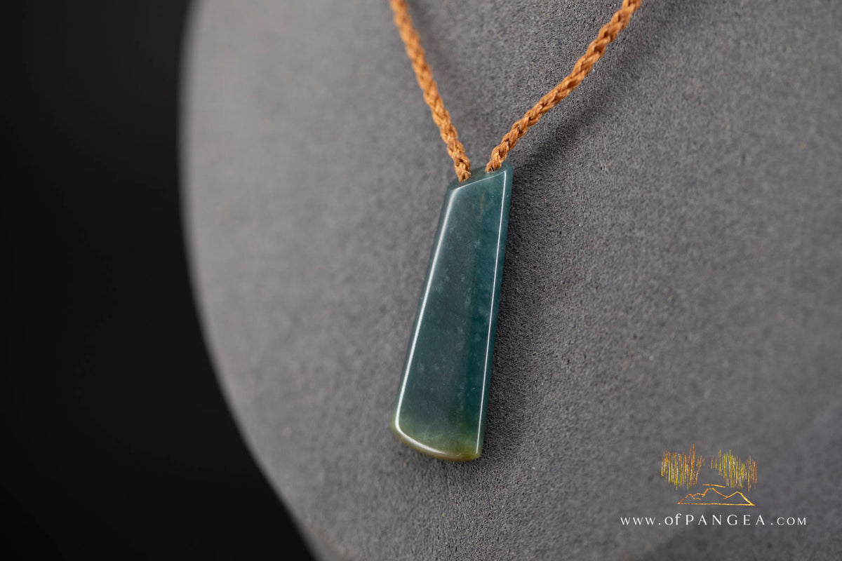 Toki - Guatemalan Olmec Jadeite Necklace || JF1799